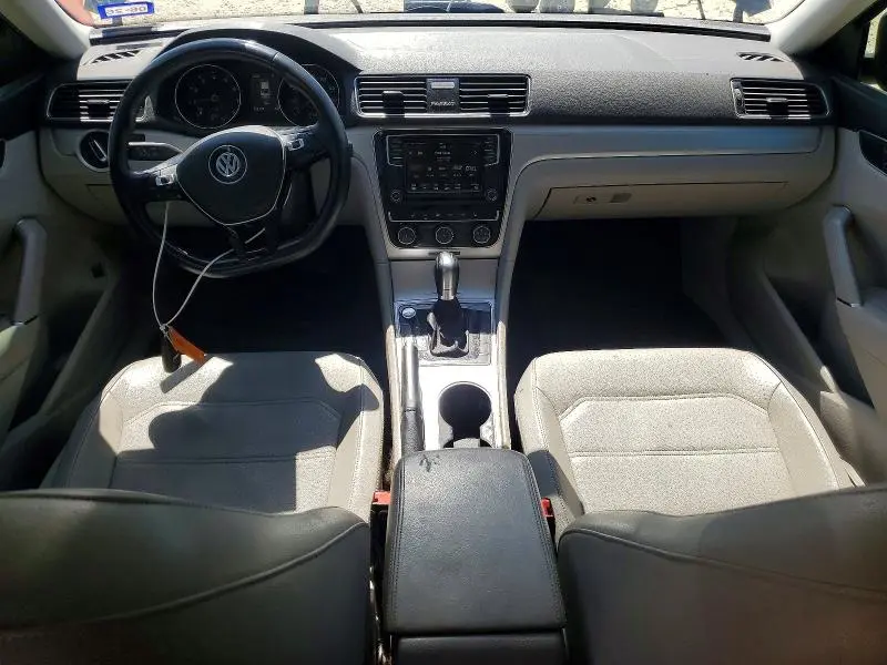 2019 VOLKSWAGEN PASSAT WOLFSBURG  