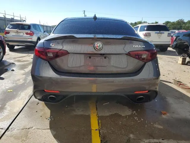 2019 ALFA ROMEO GIULIA TI  