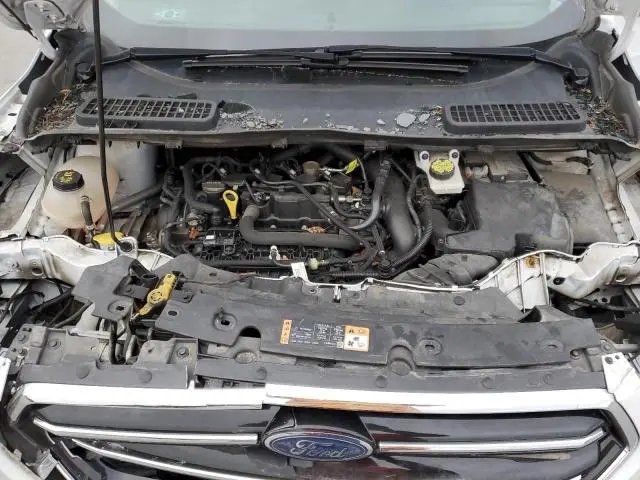 2019 FORD ESCAPE SE  