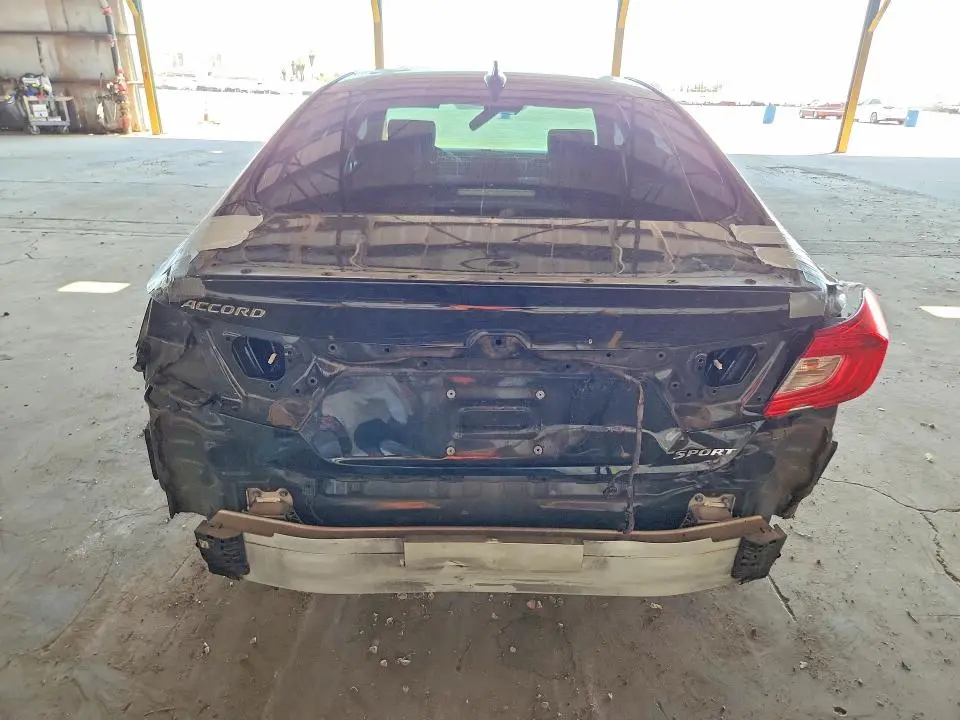2018 HONDA ACCORD SPORT  