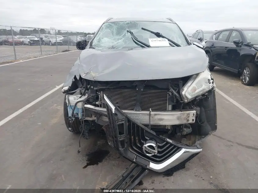 2017 NISSAN MURANO SV