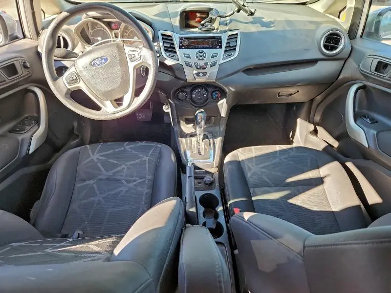 2013 FORD FIESTA SE  