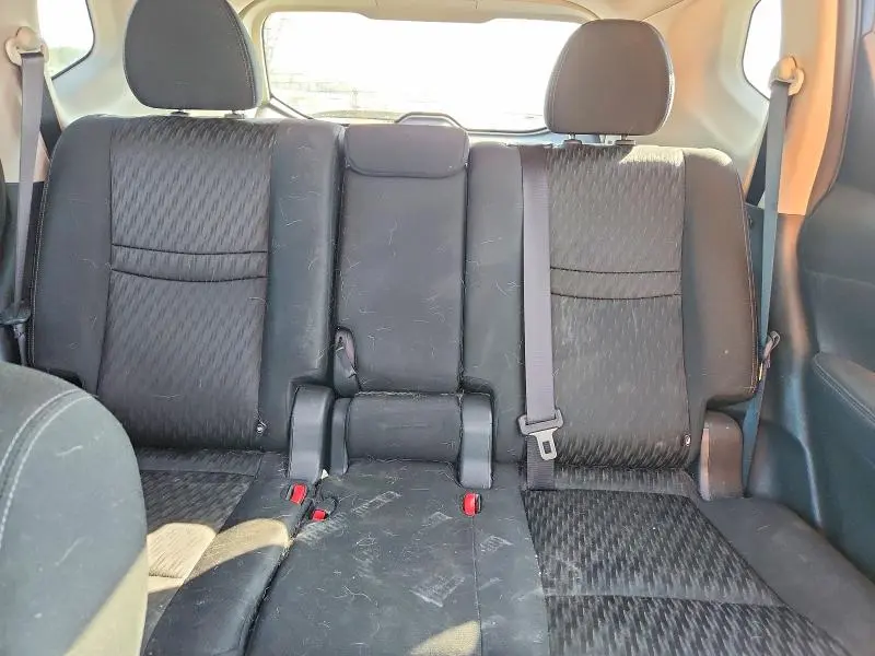 2017 NISSAN ROGUE SV  