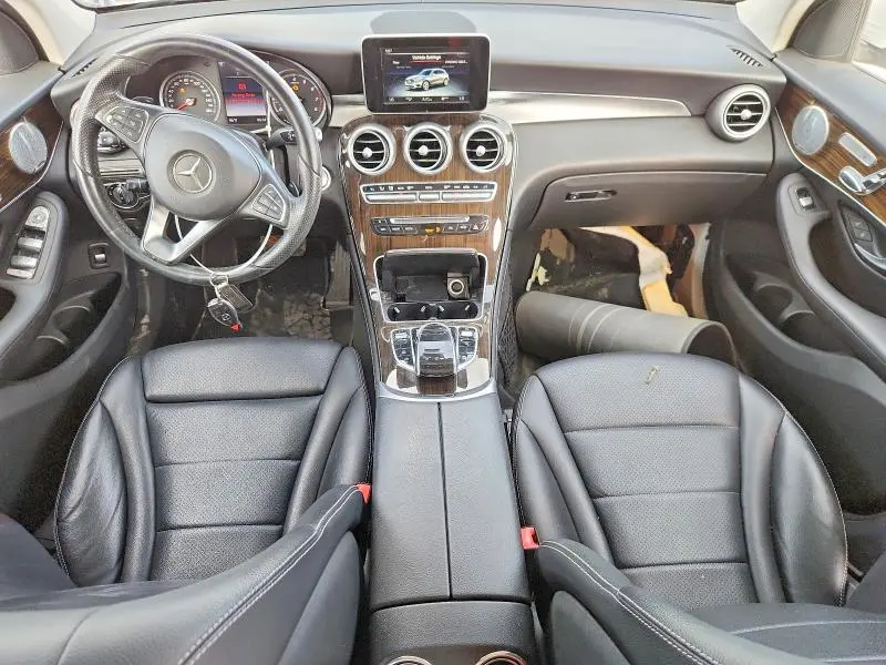 2016 MERCEDES-BENZ GLC 300  