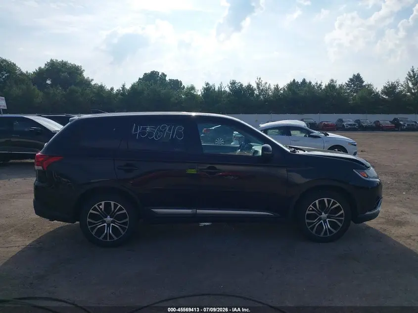 2017 MITSUBISHI OUTLANDER SE