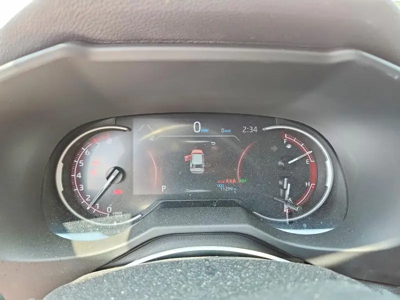 2023 TOYOTA RAV4 XLE  
