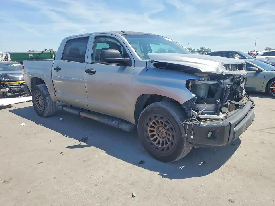 2014 TOYOTA TUNDRA CREWMAX SR5  