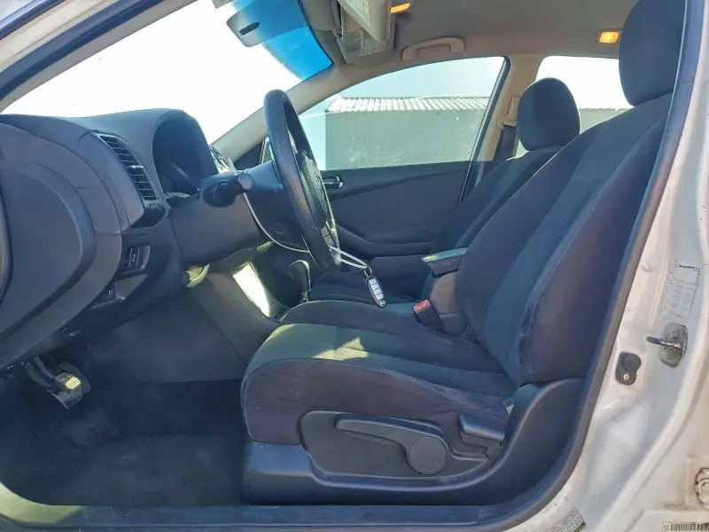 2011 NISSAN ALTIMA BASE  