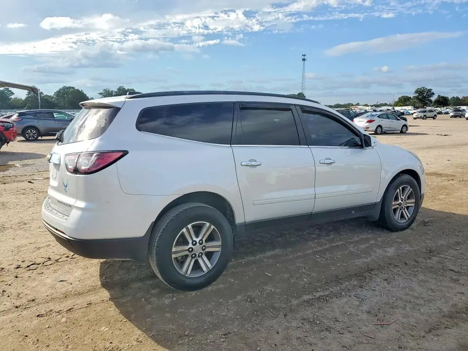 2016 CHEVROLET TRAVERSE LT  