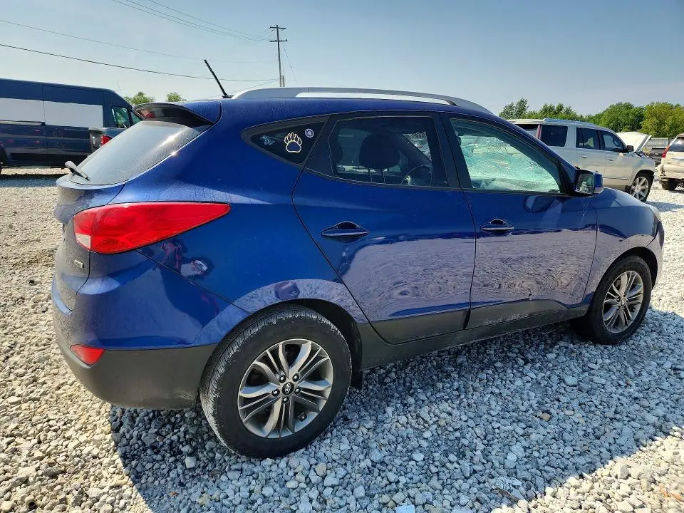 2015 HYUNDAI TUCSON SE  