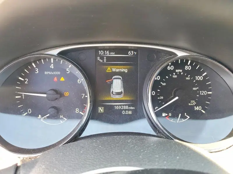 2016 NISSAN ROGUE SL  