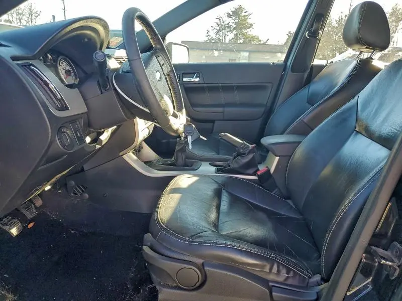 2011 FORD FOCUS SES  