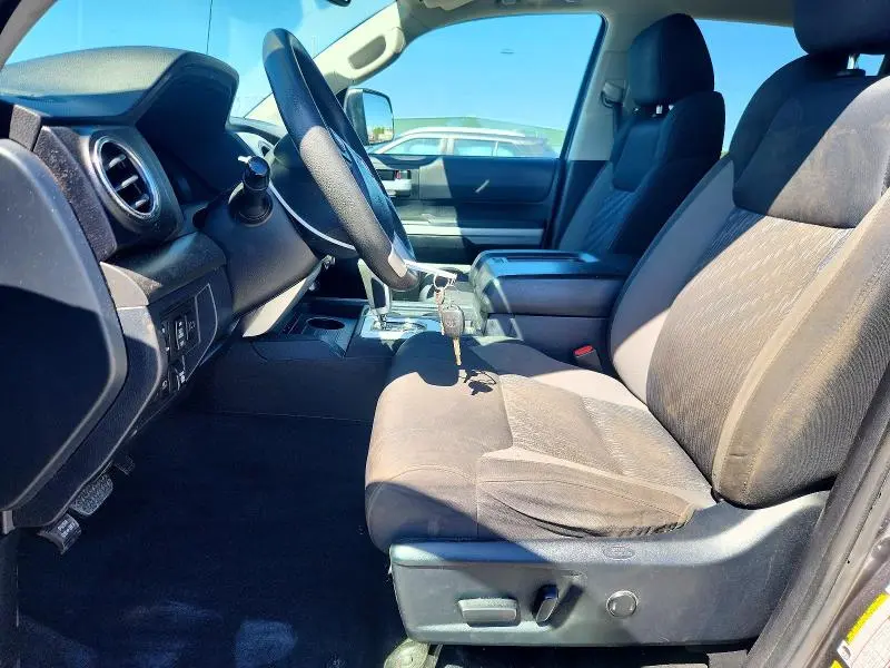 2019 TOYOTA TUNDRA CREWMAX SR5  