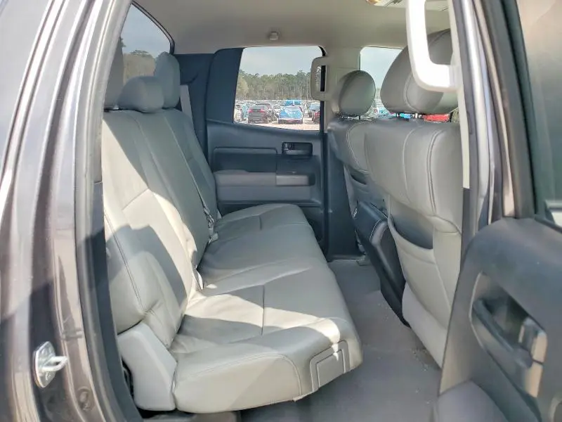 2011 TOYOTA TUNDRA GRADE  