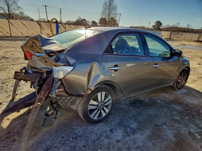 2013 KIA FORTE EX  