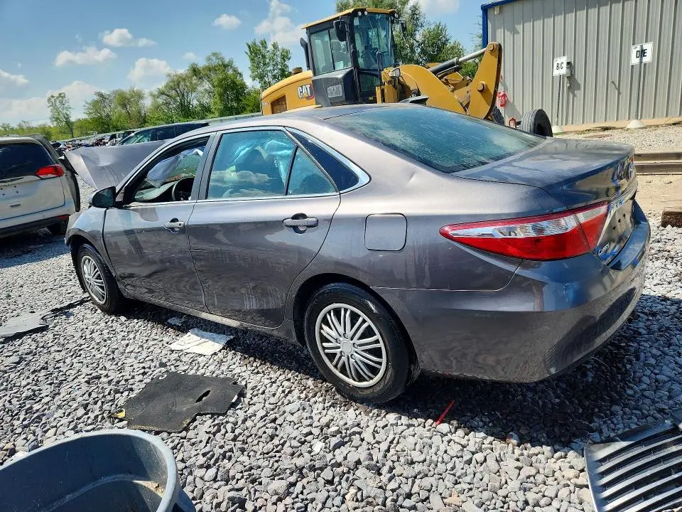2017 TOYOTA CAMRY LE  