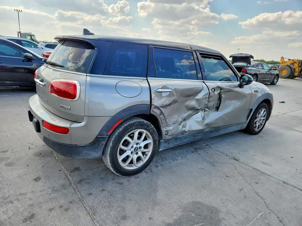 2017 MINI COOPER CLUBMAN  