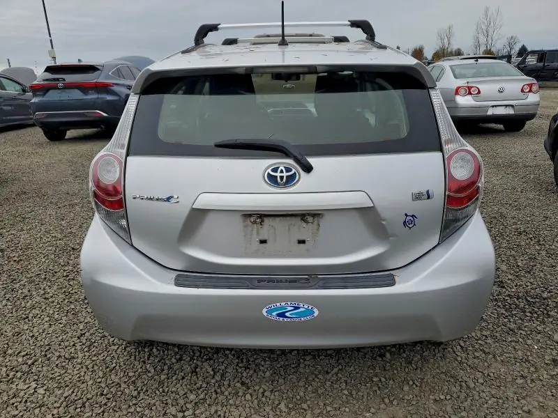 2012 TOYOTA PRIUS C   