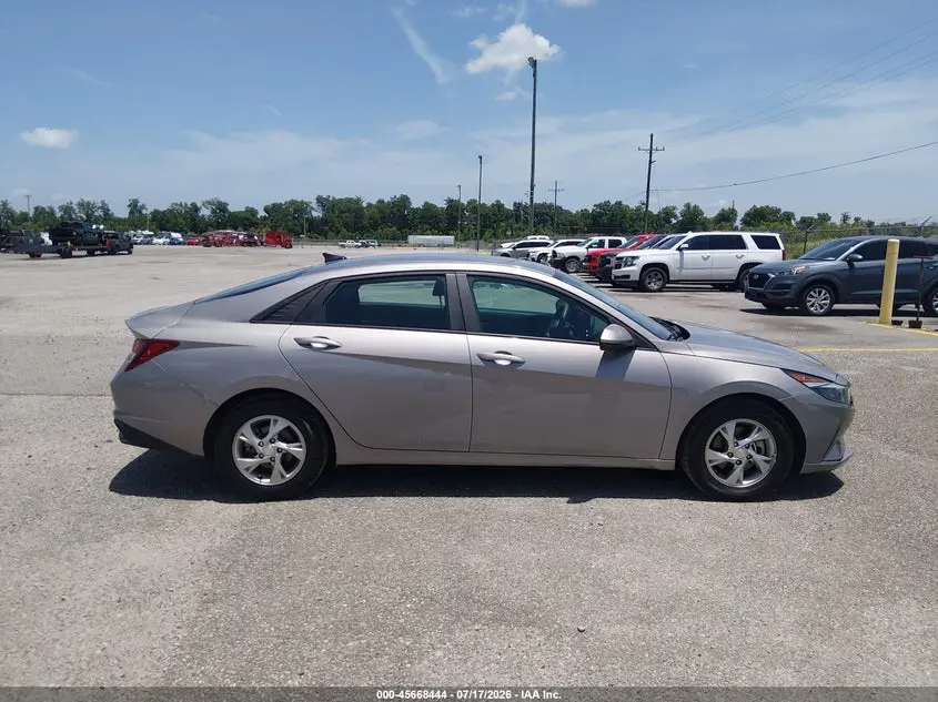 2023 HYUNDAI ELANTRA SE