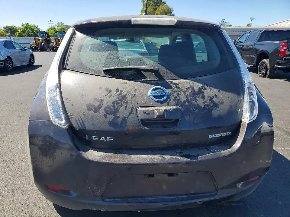 2017 NISSAN LEAF SV  
