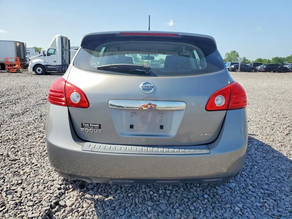 2011 NISSAN ROGUE S  