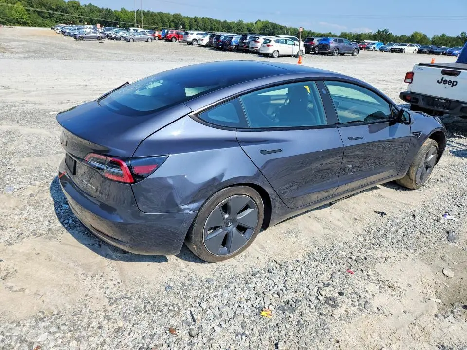 2021 TESLA MODEL 3   