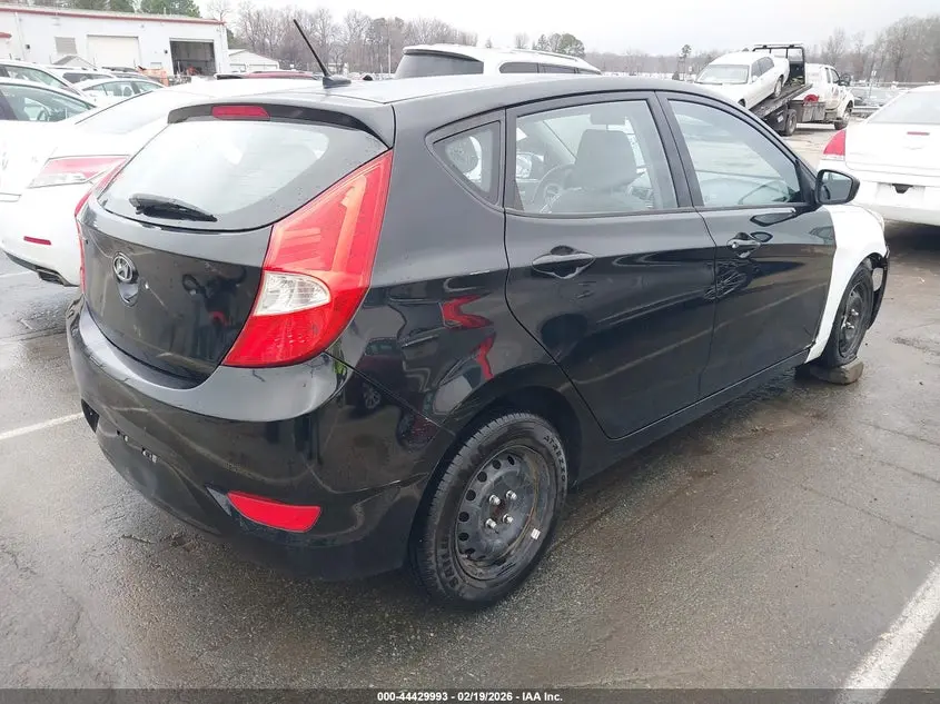 2014 HYUNDAI ACCENT GS