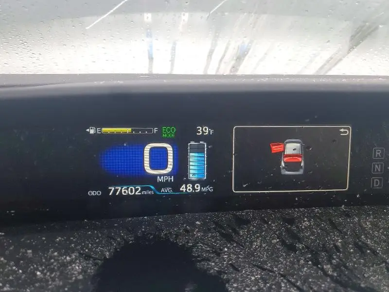 2019 TOYOTA PRIUS LE AWD-E  