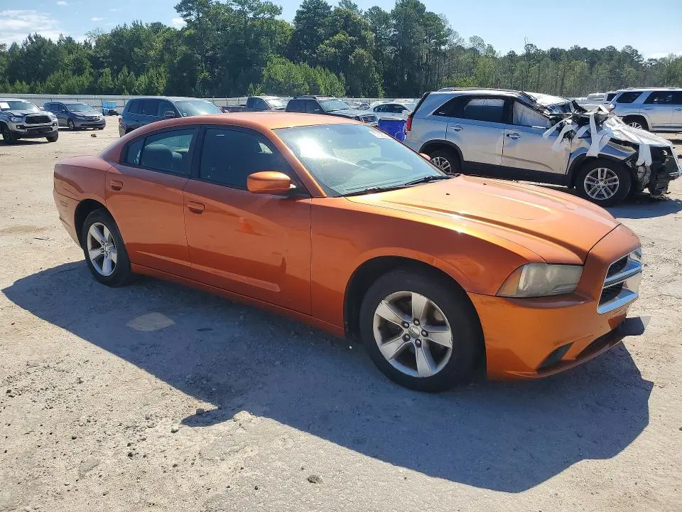 2011 DODGE CHARGER   