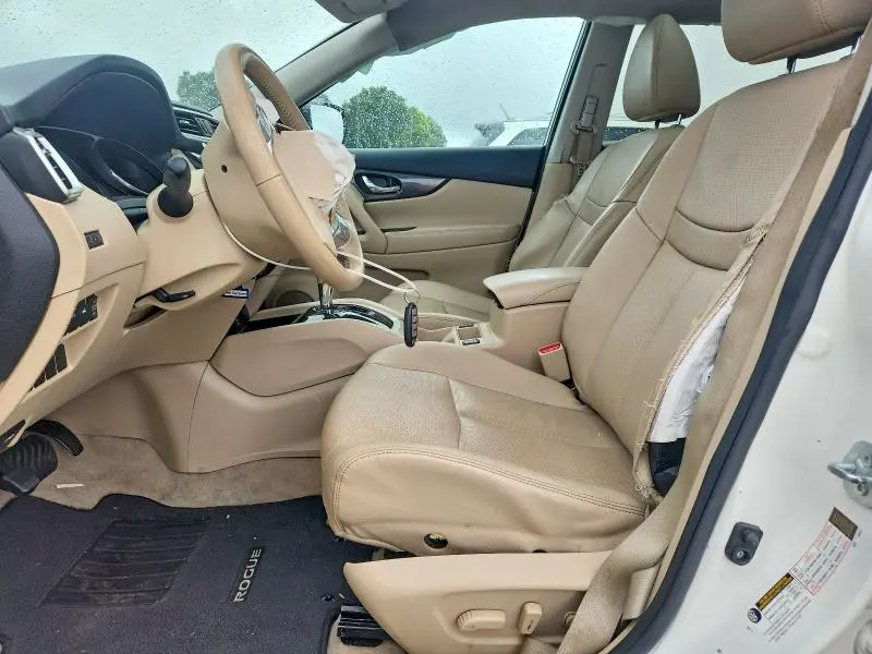 2015 NISSAN ROGUE SL  