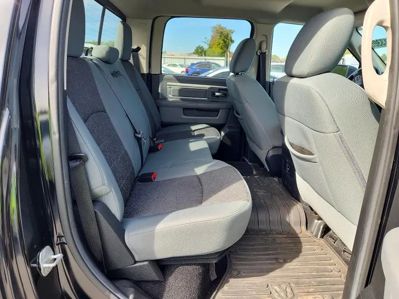 2014 RAM 1500 SLT  