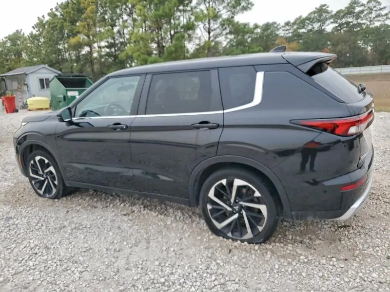 2024 MITSUBISHI OUTLANDER SE  