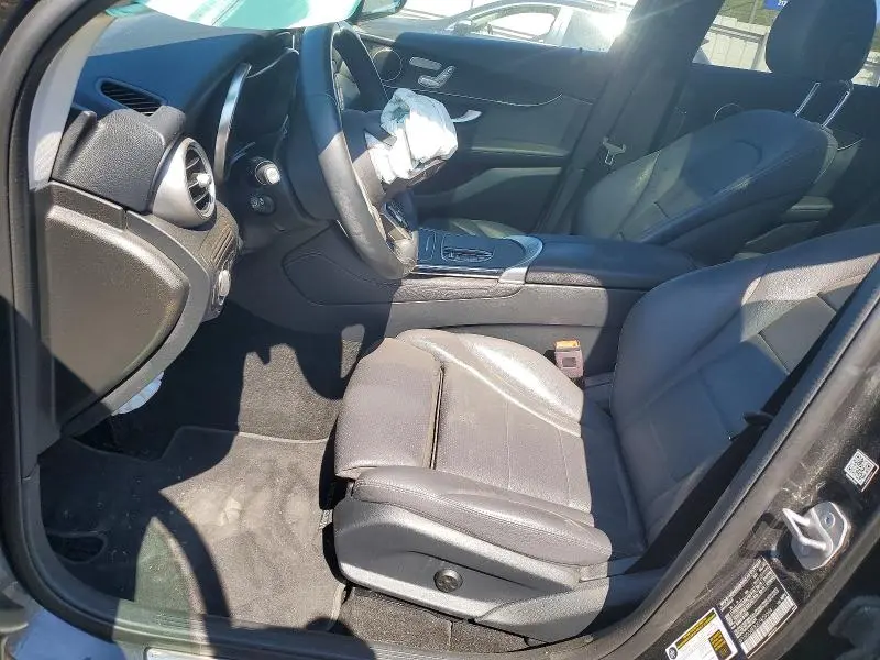 2020 MERCEDES-BENZ GLC 300 4MATIC  