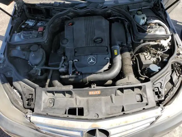 2012 MERCEDES-BENZ C 250