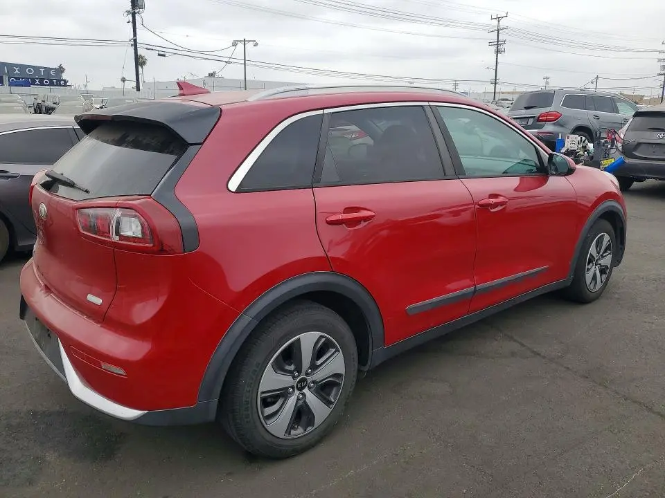 2017 KIA NIRO LX  