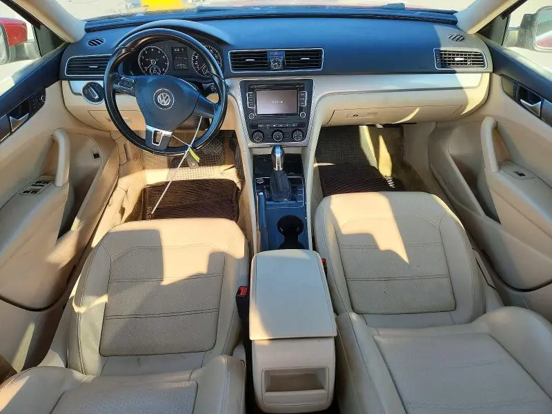 2015 VOLKSWAGEN PASSAT S  