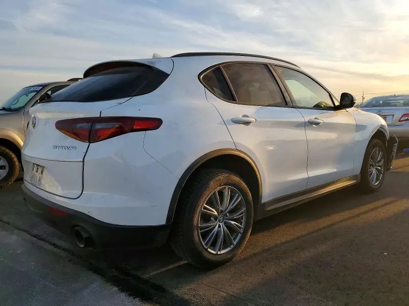 2022 ALFA ROMEO STELVIO   