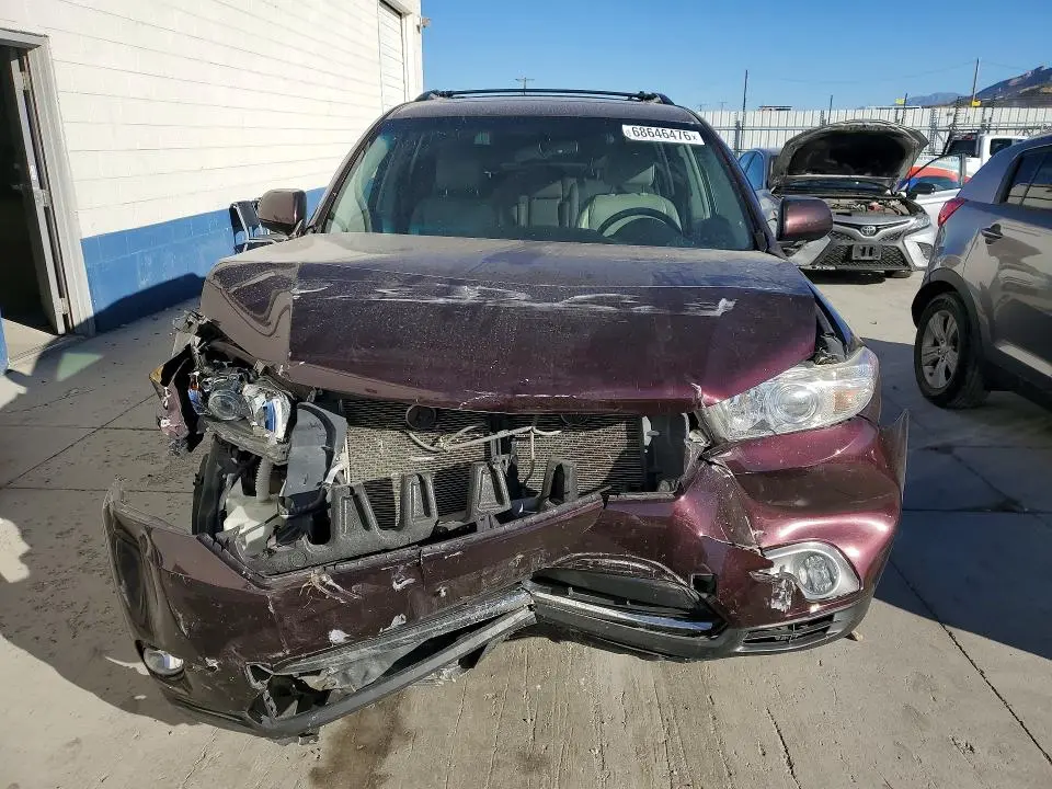 2012 TOYOTA HIGHLANDER LIMITED  