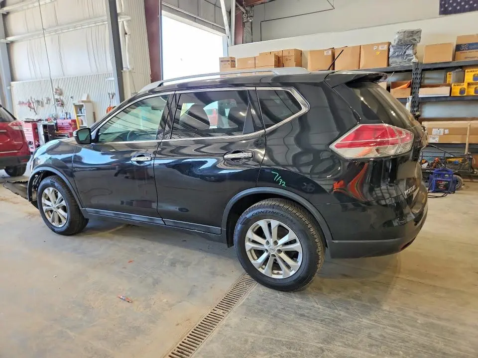 2015 NISSAN ROGUE SV  