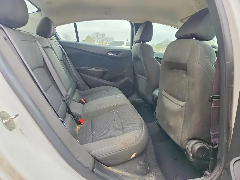 2016 CHEVROLET CRUZE LT  