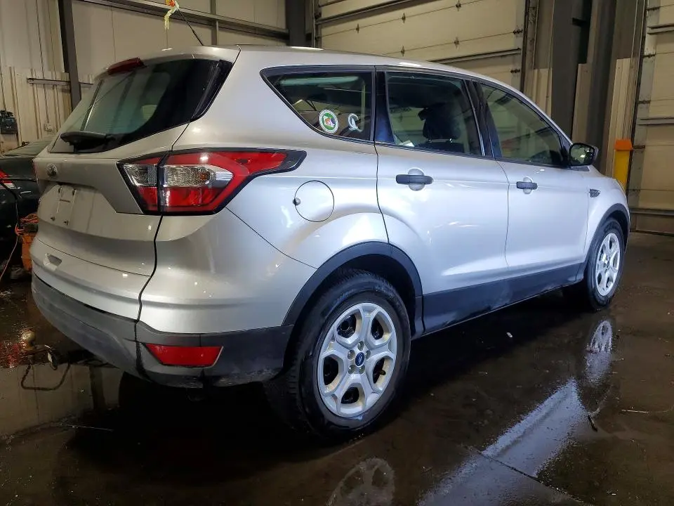 2017 FORD ESCAPE S  
