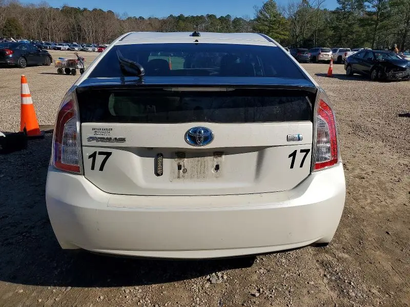 2014 TOYOTA PRIUS   