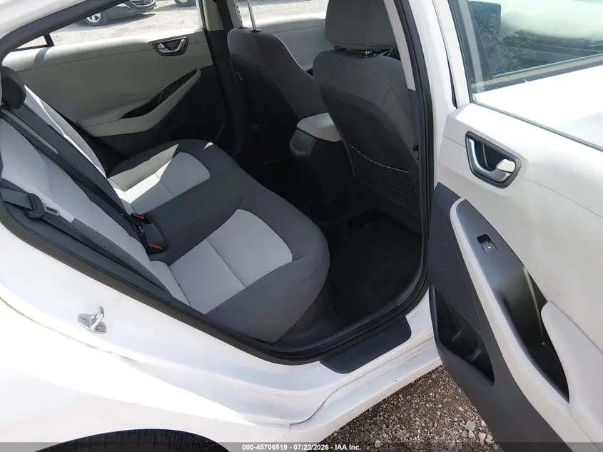 2020 HYUNDAI IONIQ HYBRID BLUE