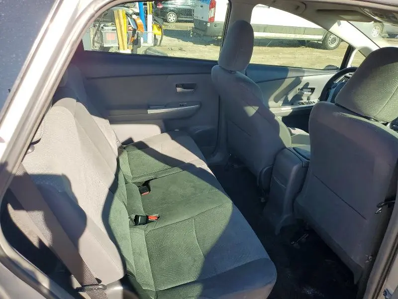 2014 TOYOTA PRIUS V TWO  