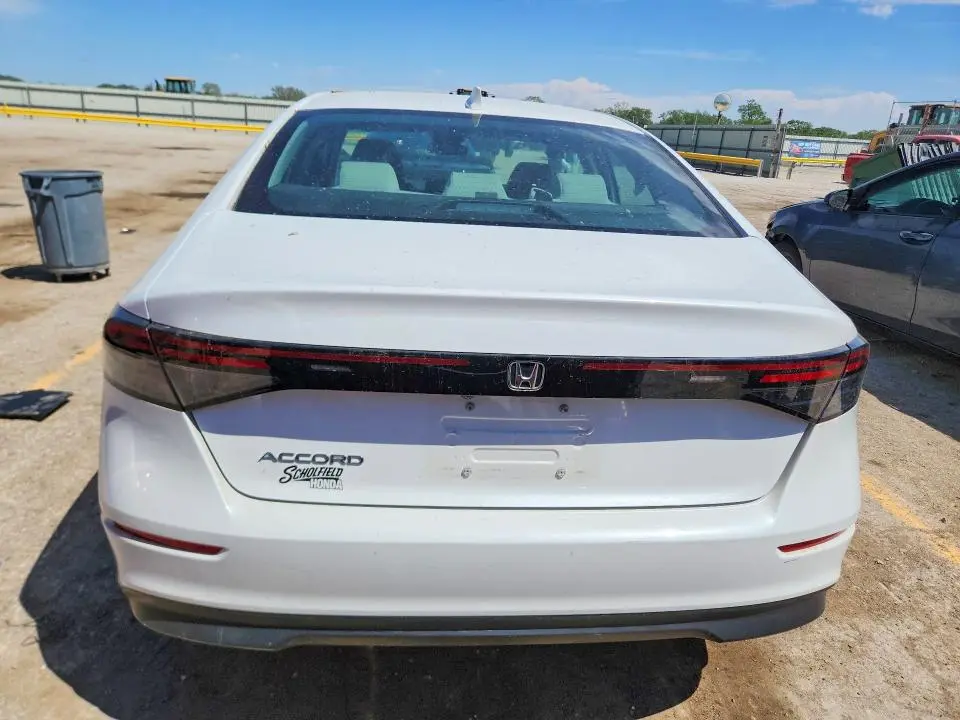 2024 HONDA ACCORD LX  