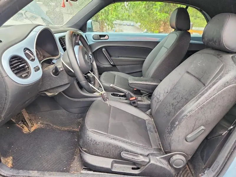 2015 VOLKSWAGEN BEETLE 1.8T  