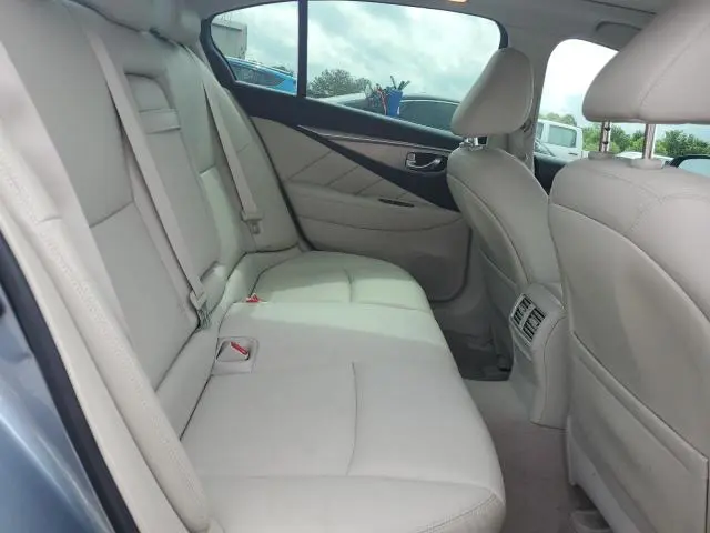 2015 INFINITI Q50 BASE