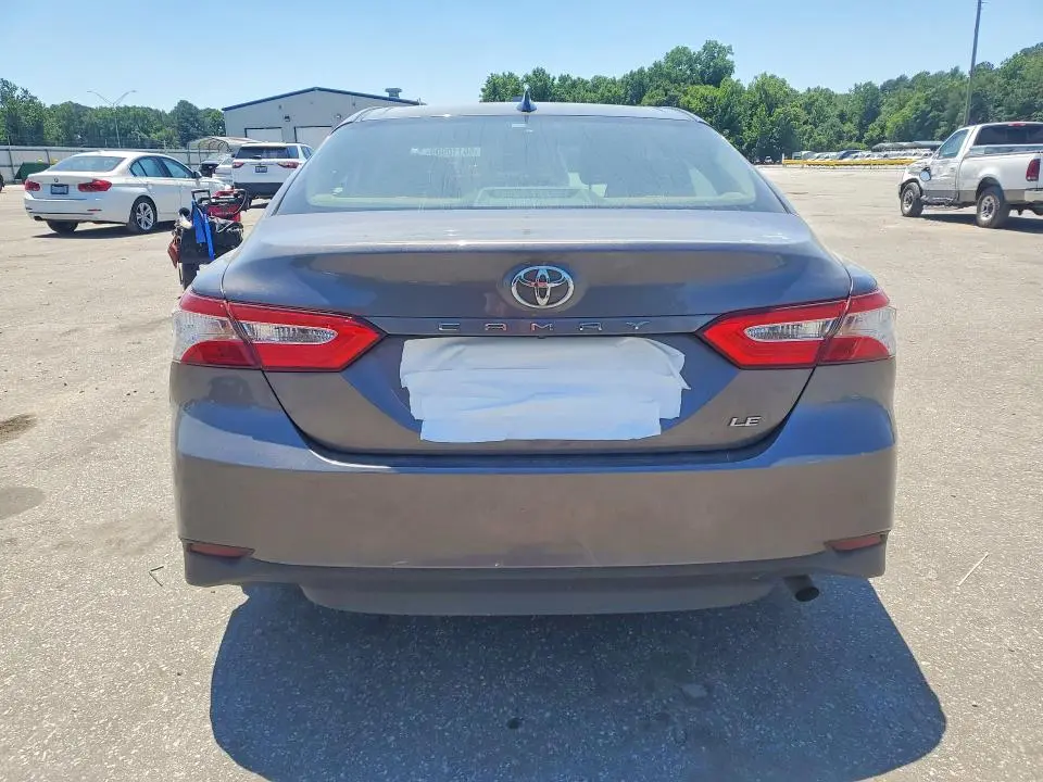 2020 TOYOTA CAMRY LE  