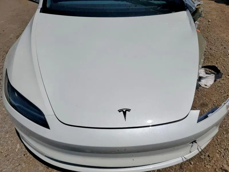 2026 TESLA MODEL 3   