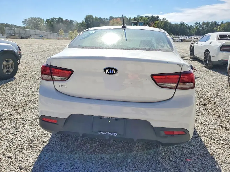 2018 KIA RIO LX  